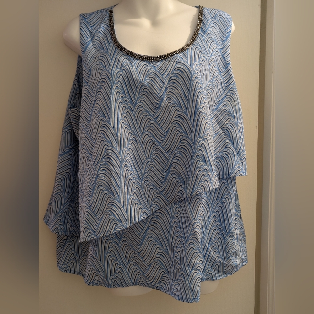 Juicy Couture Blue Tiered Layer Wave Blouse. Xl